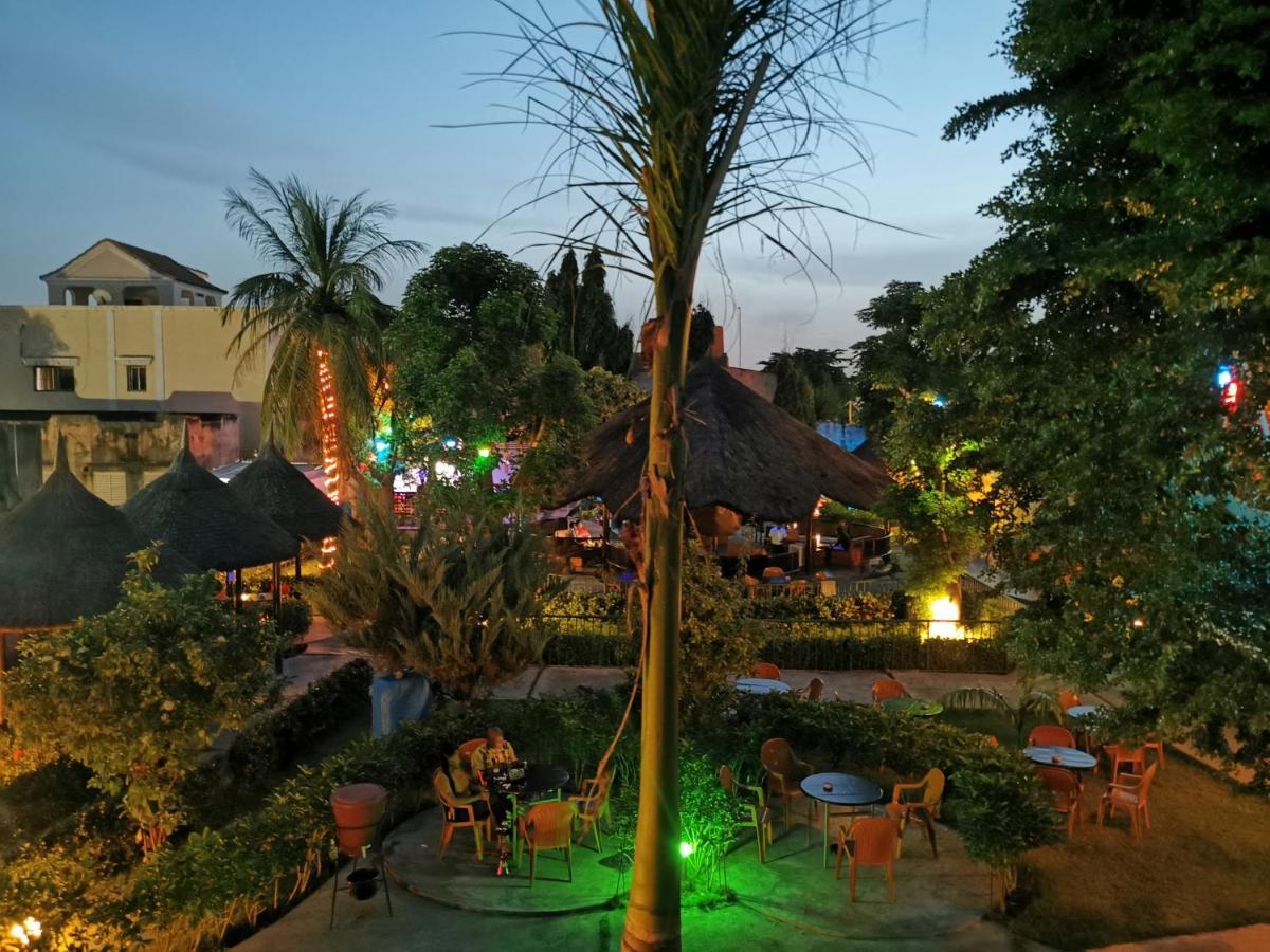 Le Baobab Hotell Bamako Eksteriør bilde